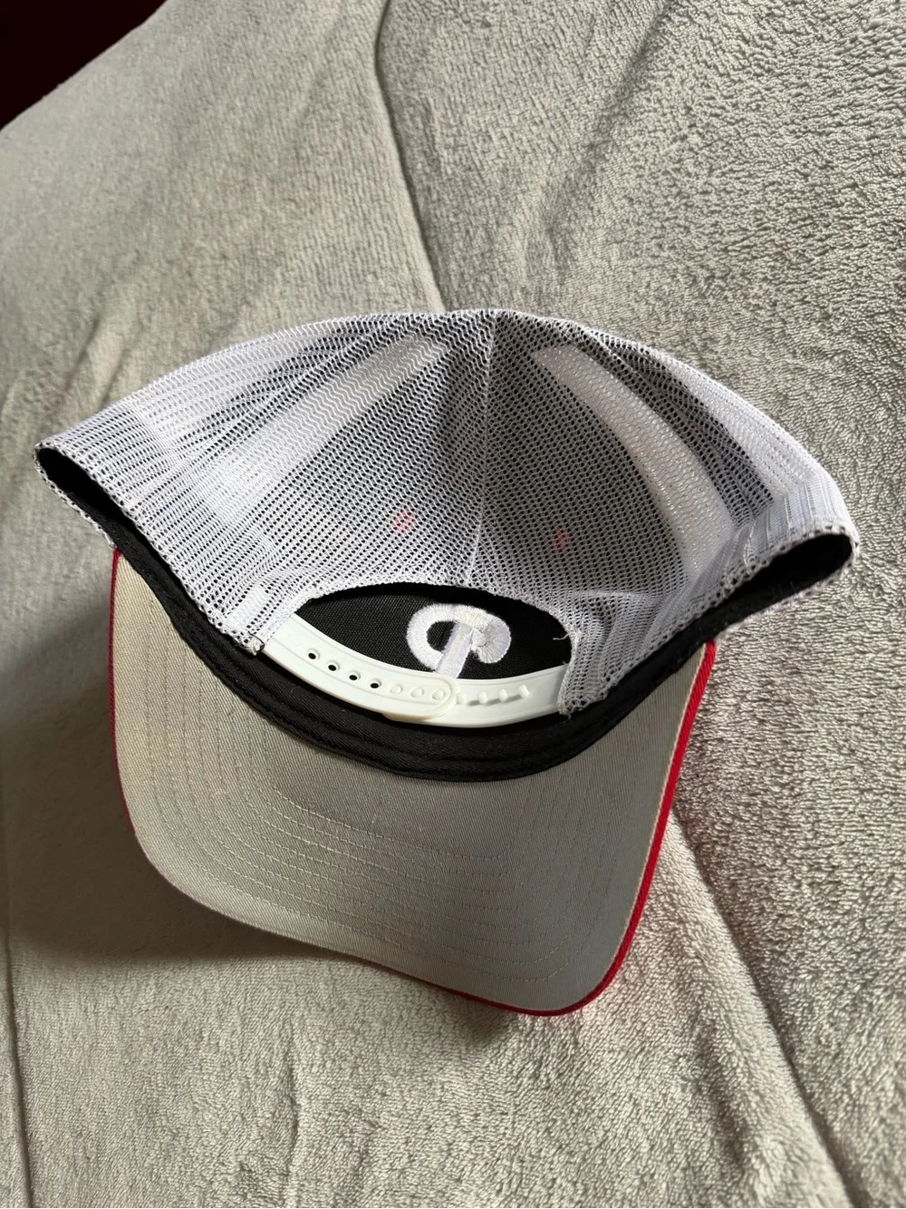 Philadelphia Phillies Red & White Hat Snap Back Hat
